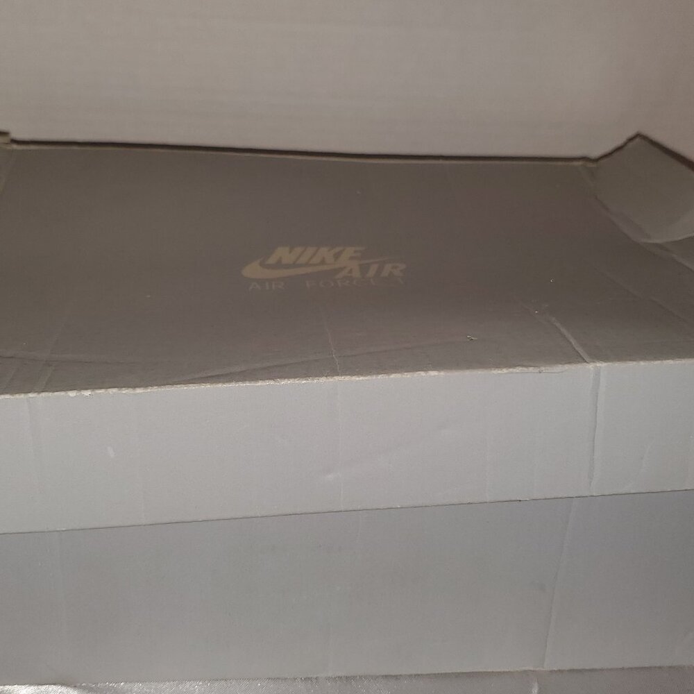 Men's sz 10.5 Nike Air Force 1